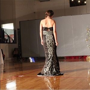 Black Strapless Jovani Prom Dress